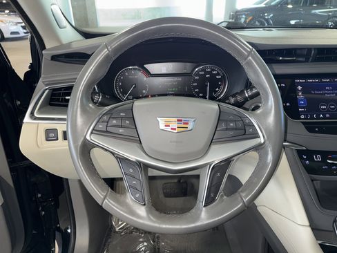 Used 2022 Cadillac XT5 Premium Luxury image 21