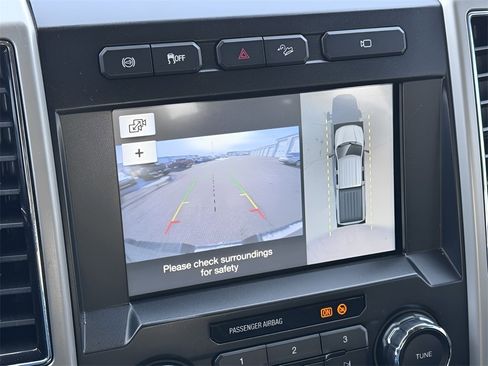 Used 2019 Ford F250 Lariat w/ Lariat Value Package image 16