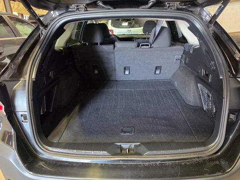Used 2023 Subaru Outback Premium AWD/4WD image 8