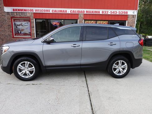 Used 2018 GMC Terrain SLE AWD/4WD image 1