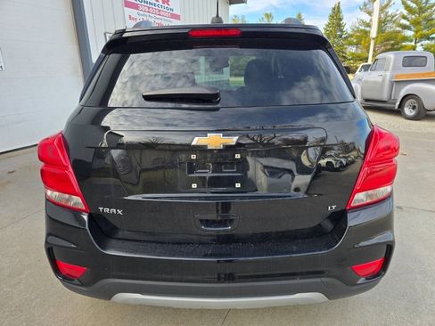 Used 2020 Chevrolet Trax LT FWD image 5