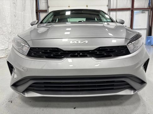 Used 2024 Kia Forte LXS FWD image 2