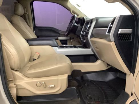 Used 2017 Ford F250 Lariat w/ Lariat Ultimate Package image 26