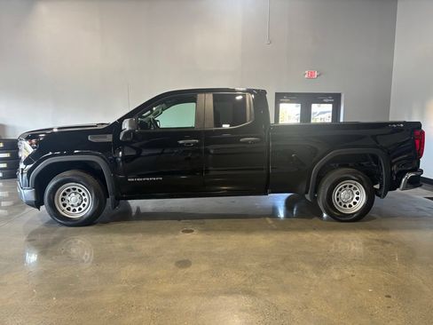 Used 2023 GMC Sierra 1500 Pro w/ Pro Value Package AWD/4WD image 2