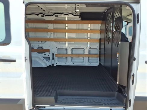 Used 2025 Ford Transit 250 Low Roof w/ Exterior Upgrade Package RWD image 9