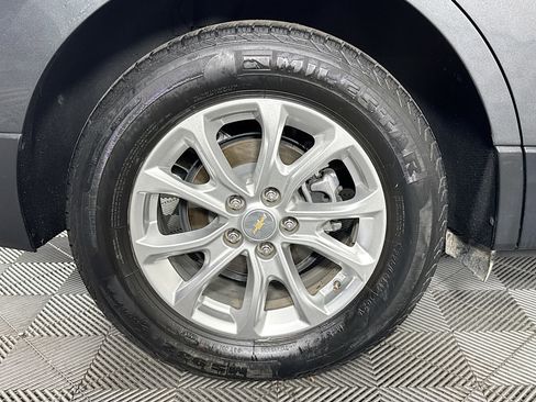 Used 2021 Chevrolet Equinox LT AWD/4WD image 32