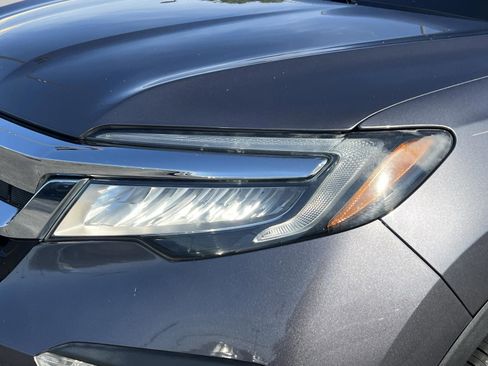 Used 2021 Honda Pilot Touring image 31