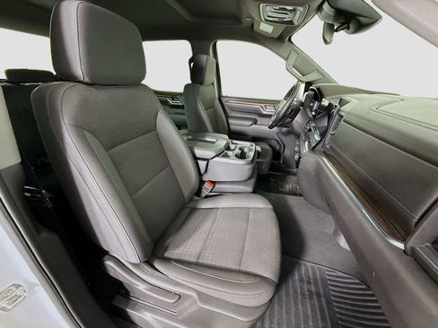 Used 2025 Chevrolet Silverado 1500 LT image 26