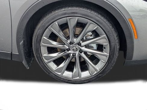 Used 2024 Toyota Crown Limited w/ Advanced Technology Package image 10