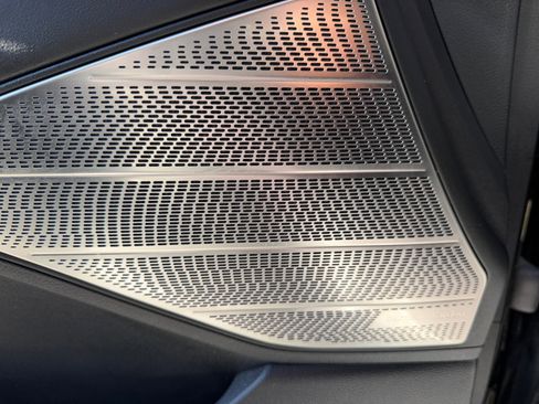 Used 2023 Hyundai Palisade Calligraphy image 27