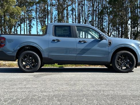 New 2025 Ford Maverick XLT w/ XLT Luxury Package image 6