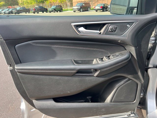Used 2024 Ford Edge Titanium w/ Equipment Group 301A AWD/4WD image 22