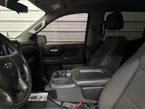 Used 2020 Chevrolet Silverado 1500 Custom Trail Boss w/ Custom Convenience Package AWD/4WD image 21