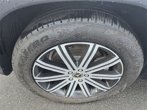 Used 2024 Mercedes-Benz GLE 450 4MATIC image 21