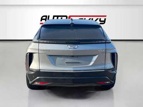 Used 2026 Cadillac Lyriq Luxury RWD image 6