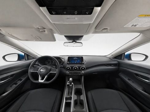Used 2025 Nissan Sentra SV FWD image 20