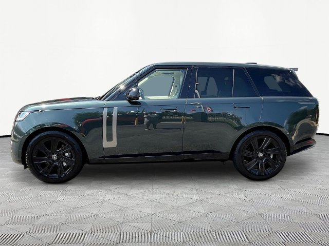 Used 2023 Land Rover Range Rover SE AWD/4WD image 4