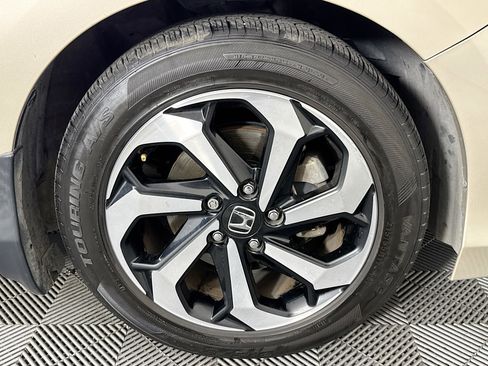 Used 2016 Honda Accord EX-L image 31