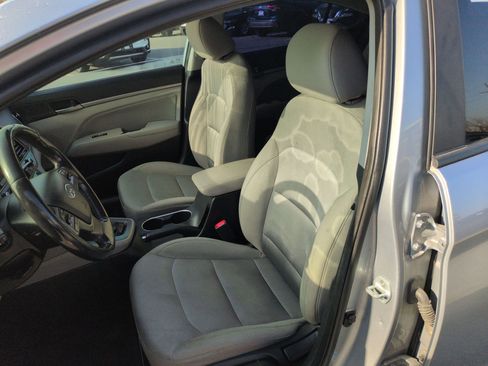 Used 2017 Hyundai Elantra SE w/ SE A/T Tech Package 03 image 24