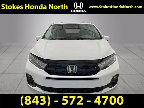 New 2026 Honda Odyssey Touring image 11