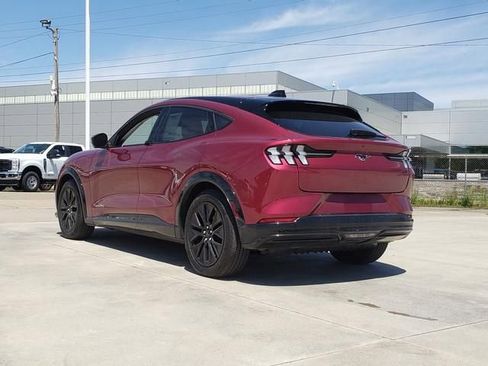 Used 2025 Ford Mustang Mach-E Premium w/ Sport Appearance Package AWD/4WD image 5