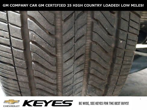 Certified 2025 Chevrolet Suburban High Country image 42