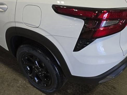 New 2026 Chevrolet Trax LT w/ Driver Confidence Package FWD image 7