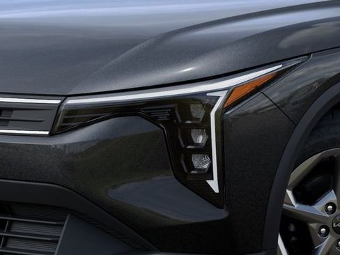 New 2026 Kia K4 FWD image 10