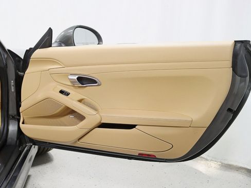 Used 2014 Porsche Boxster S RWD image 32