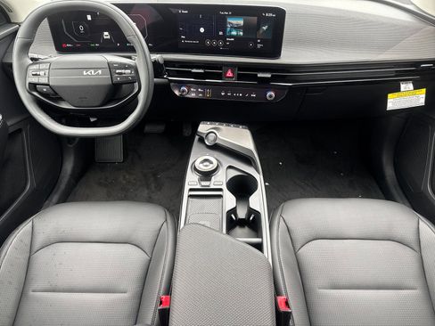 New 2025 Kia EV6 Wind image 13