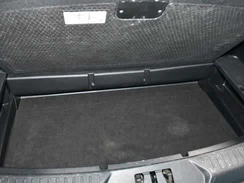 Used 2022 Ford Explorer XLT w/ Equipment Group 202A image 36