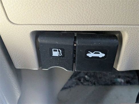 Used 2014 Nissan Altima 2.5 S image 23