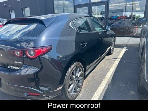 Used 2024 MAZDA MAZDA3 s FWD image 3