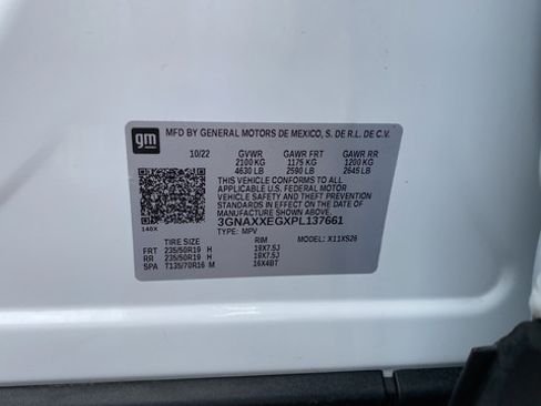 Used 2023 Chevrolet Equinox Premier AWD/4WD image 29