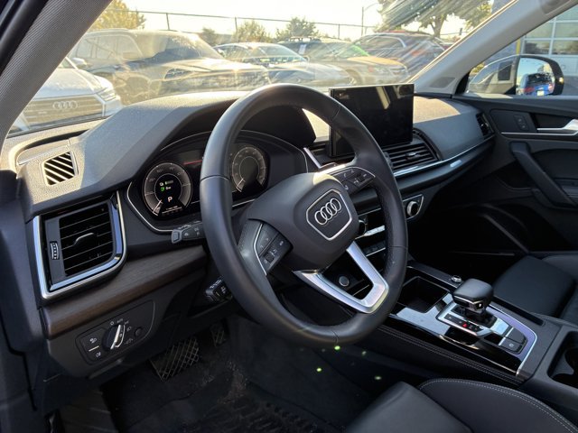 Used 2024 Audi Q5 e Premium Plus w/ Premium Plus Package AWD/4WD image 10