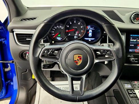 Used 2017 Porsche Macan AWD/4WD image 14