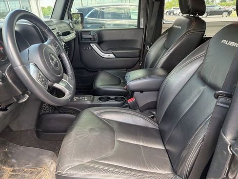 Used 2016 Jeep Wrangler Rubicon AWD/4WD image 4