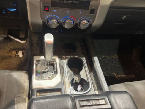 Used 2020 Toyota Tundra SR5 w/ SR5 Upgrade Package image 2