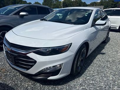 Used 2024 Chevrolet Malibu LT