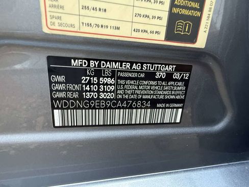 Used 2012 Mercedes-Benz S 550 4MATIC Sedan image 28