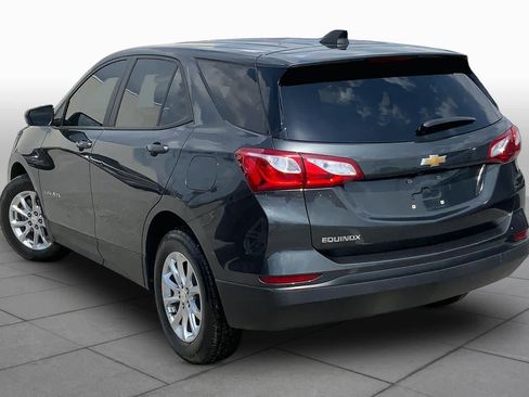 Used 2020 Chevrolet Equinox LS w/ LS Convenience Package FWD image 11