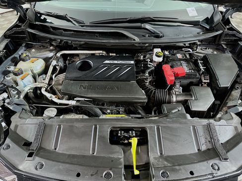 Used 2025 Nissan Rogue SV image 33