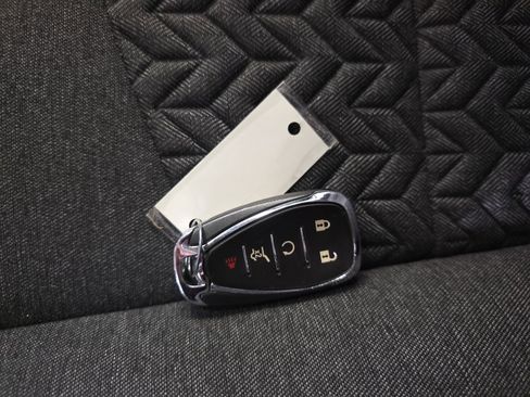 Used 2024 Chevrolet Equinox LT image 34