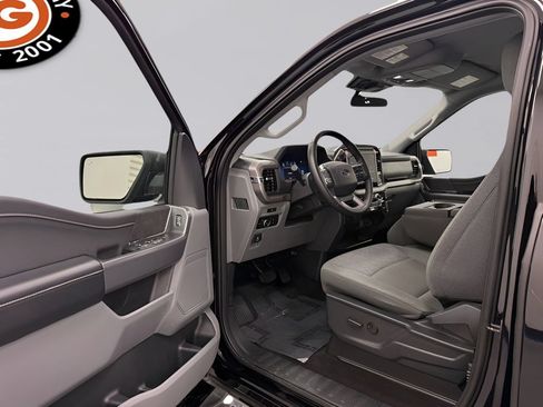 Used 2025 Ford F150 XLT w/ Equipment Group 301A Standard AWD/4WD image 9