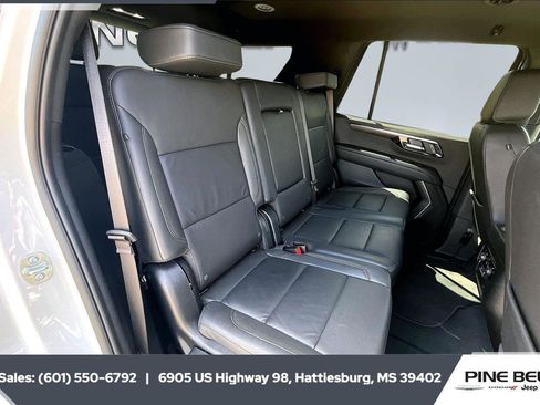 Used 2025 Chevrolet Tahoe Z71 image 20