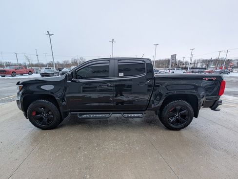 Used 2020 Chevrolet Colorado LT w/ Redline Special Edition image 7