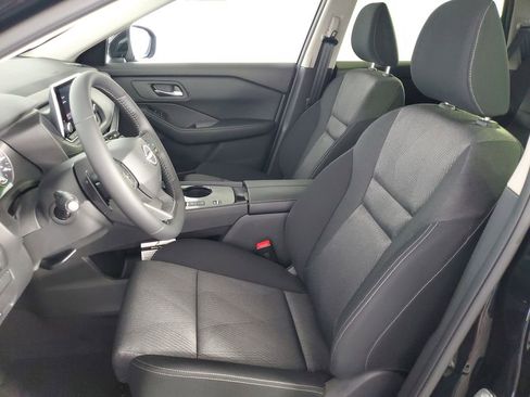 Used 2025 Nissan Rogue SV FWD image 12