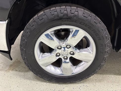 Used 2017 RAM 1500 Big Horn AWD/4WD image 12