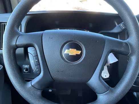 Used 2021 Chevrolet Express 3500 w/ Power Convenience Package image 12