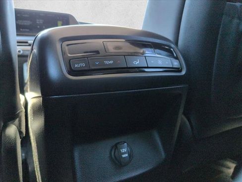 Used 2023 Hyundai Palisade SEL image 17